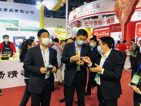 蘇鹽集團(tuán)參加第104屆全國(guó)春季糖酒會(huì) 蘇鹽集團(tuán)參加第104屆全國(guó)春季糖酒會(huì)