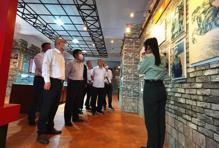 蘇鹽集團(tuán):“主題黨日+紅色教育”推動(dòng)黨史學(xué)習(xí)教育走深走實(shí) 蘇鹽集團(tuán):“主題黨日+紅色教育”推動(dòng)黨史學(xué)習(xí)教育走深走實(shí)