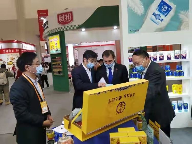 蘇鹽集團(tuán)淮鹽產(chǎn)品精彩亮相2021第四屆中國(guó)（淮安）國(guó)際食品博覽會(huì)