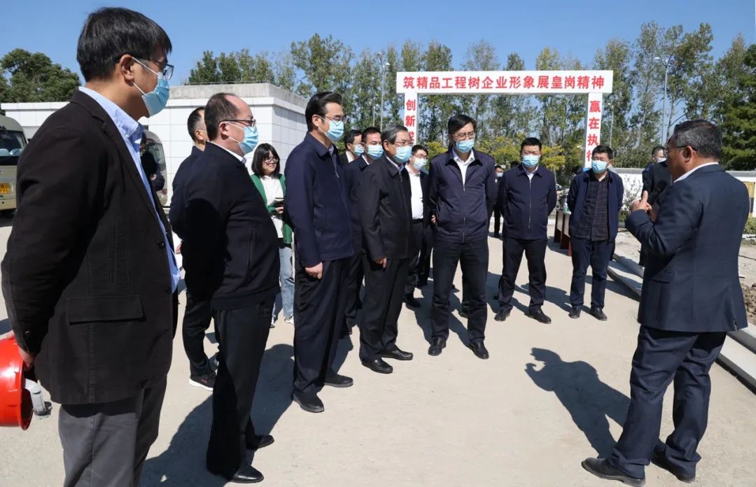 省發(fā)改委主任李侃楨赴蘇鹽井神張興儲氣庫調(diào)研 省發(fā)改委主任李侃楨赴蘇鹽井神張興儲氣庫調(diào)研