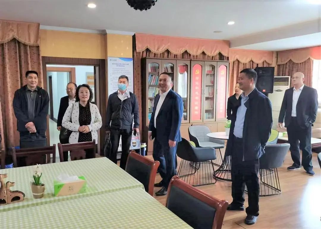 省部屬企事業(yè)工會(huì)來(lái)蘇鹽集團(tuán)調(diào)研指導(dǎo)職代會(huì)制度規(guī)范化建設(shè)及作用發(fā)揮情況 省部屬企事業(yè)工會(huì)來(lái)蘇鹽集團(tuán)調(diào)研指導(dǎo)職代會(huì)制度規(guī)范化建設(shè)及作用發(fā)揮情況