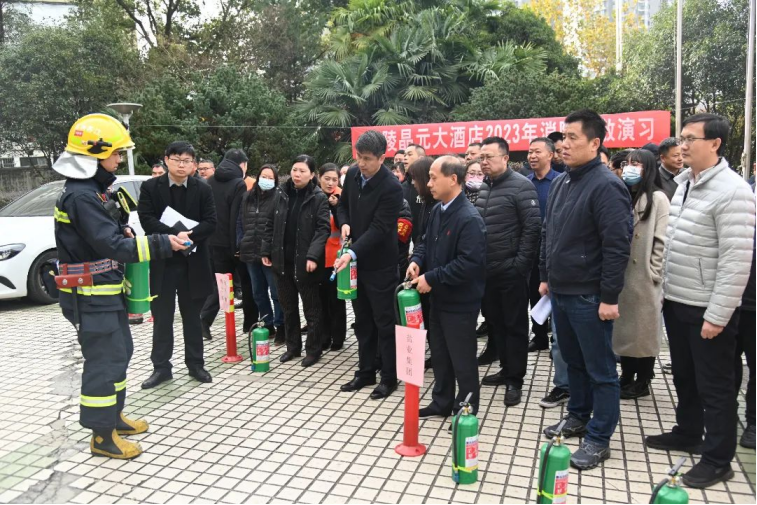 蘇鹽集團(tuán)召開安全生產(chǎn)工作視頻會議 蘇鹽集團(tuán)召開安全生產(chǎn)工作視頻會議