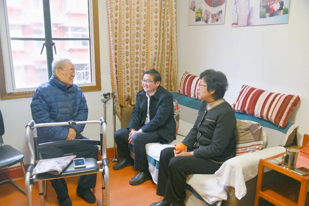 蘇鹽集團(tuán)領(lǐng)導(dǎo)開展新春走訪慰問并督導(dǎo)安全生產(chǎn)工作 蘇鹽集團(tuán)領(lǐng)導(dǎo)開展新春走訪慰問并督導(dǎo)安全生產(chǎn)工作