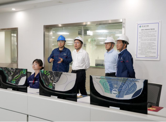 蘇鹽集團黨委副書記、總經理郭玉臣到蘇鹽井神公司調研